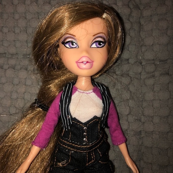Bratz Carrie Doll 10th Anniversary 10”